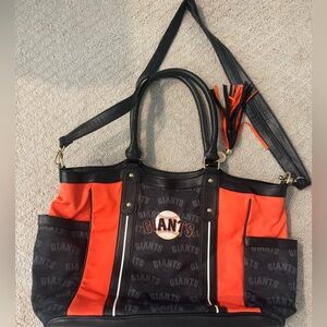 BRAND NEW - SF Giants large purse - Never used